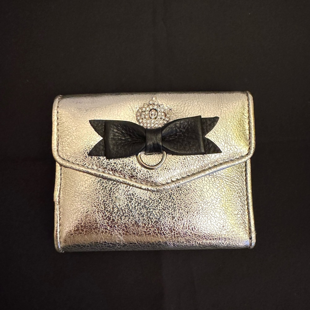 MY FLAT IN LONDON Silver Leather Small Folding Wallet NWT